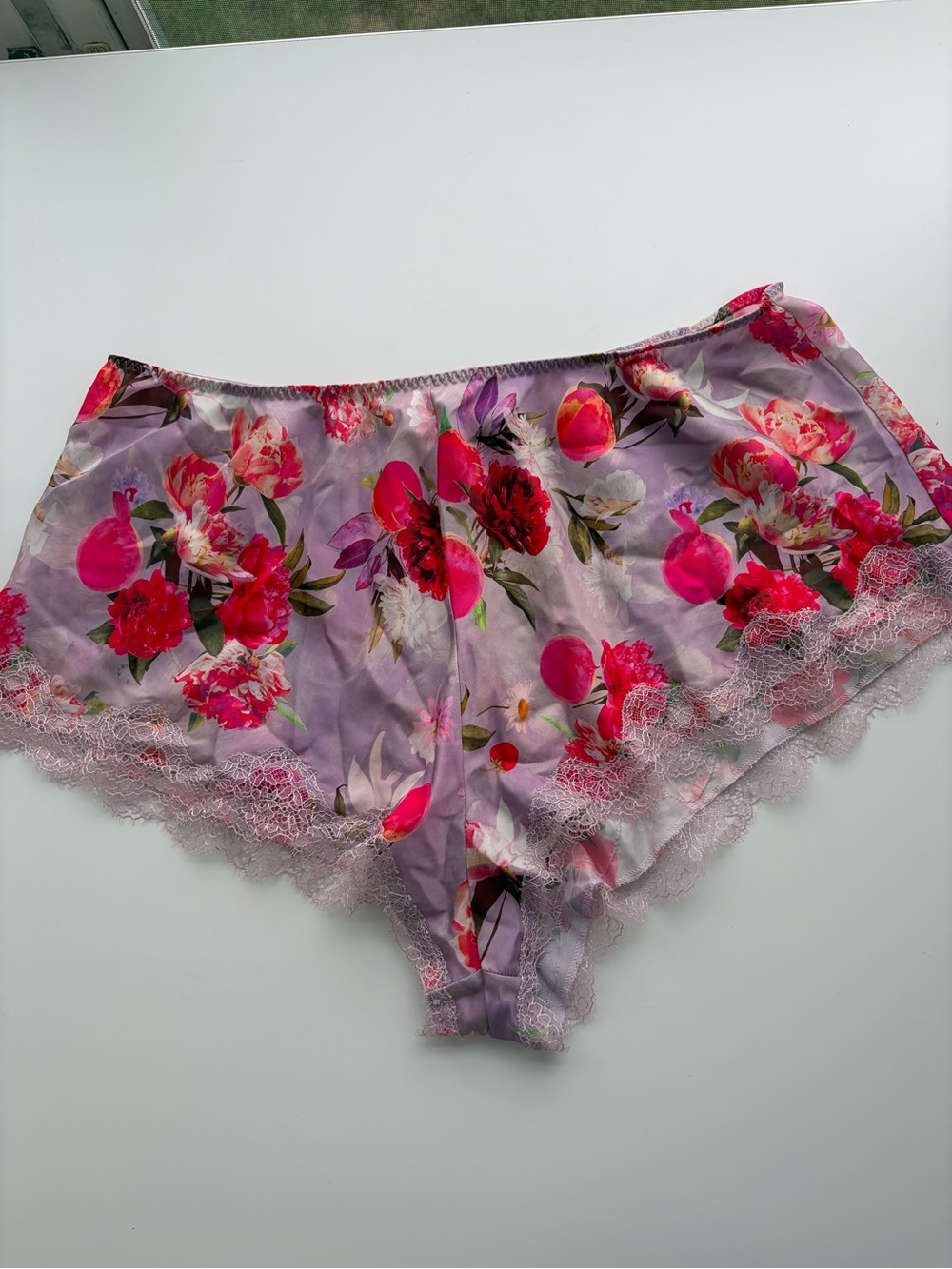 Victoria’s Secret Floral Satin Tap Shorts XL Lace Trim Lingerie Sleep